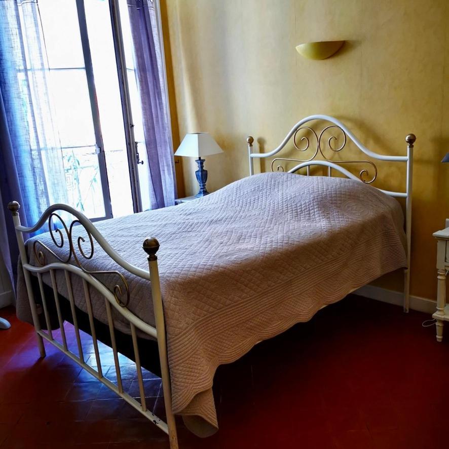 Chez Patrice Et Yuri Julien Bed & Breakfast Béziers Eksteriør bilde